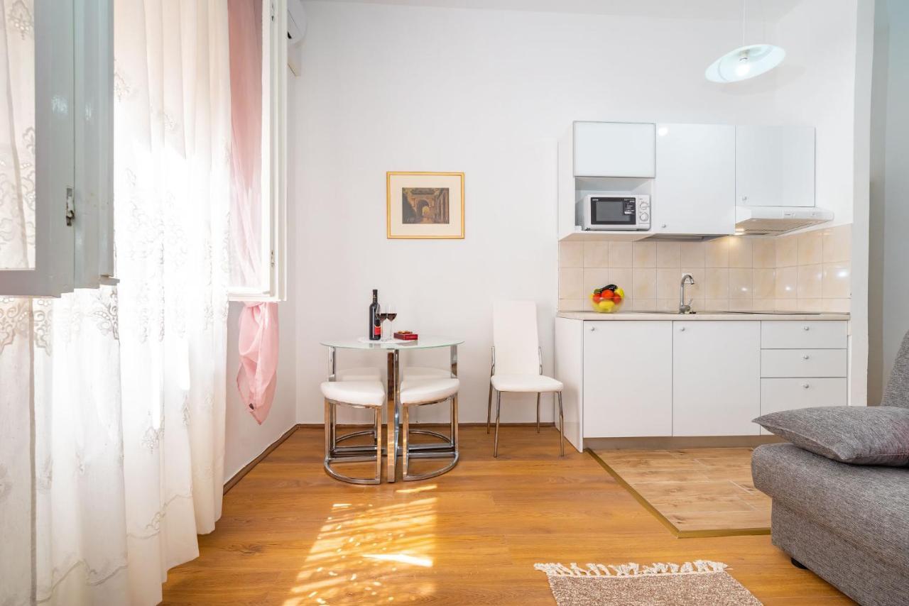 History Apartments Center Zadar Exterior photo